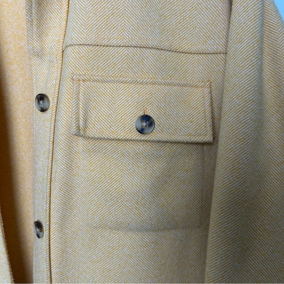 Madewell Brushed Herringbone Knit Shirt Jacket in Candle Flame Yellow - Picture 6 of 8
